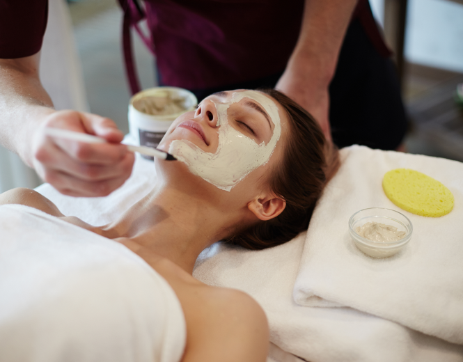 Bella-Collina-Micro-Needling-Collagen-Induction-Therapy