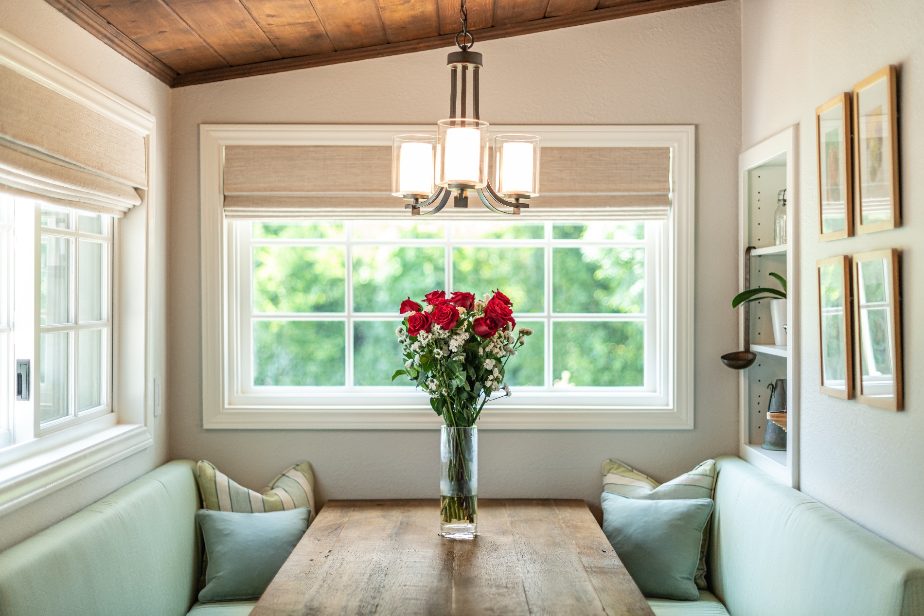 Consider Built-in or Enclosed Breakfast Nooks - Bella Collina