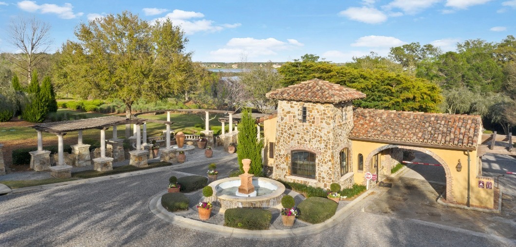 Bella Collina Gated Entrance