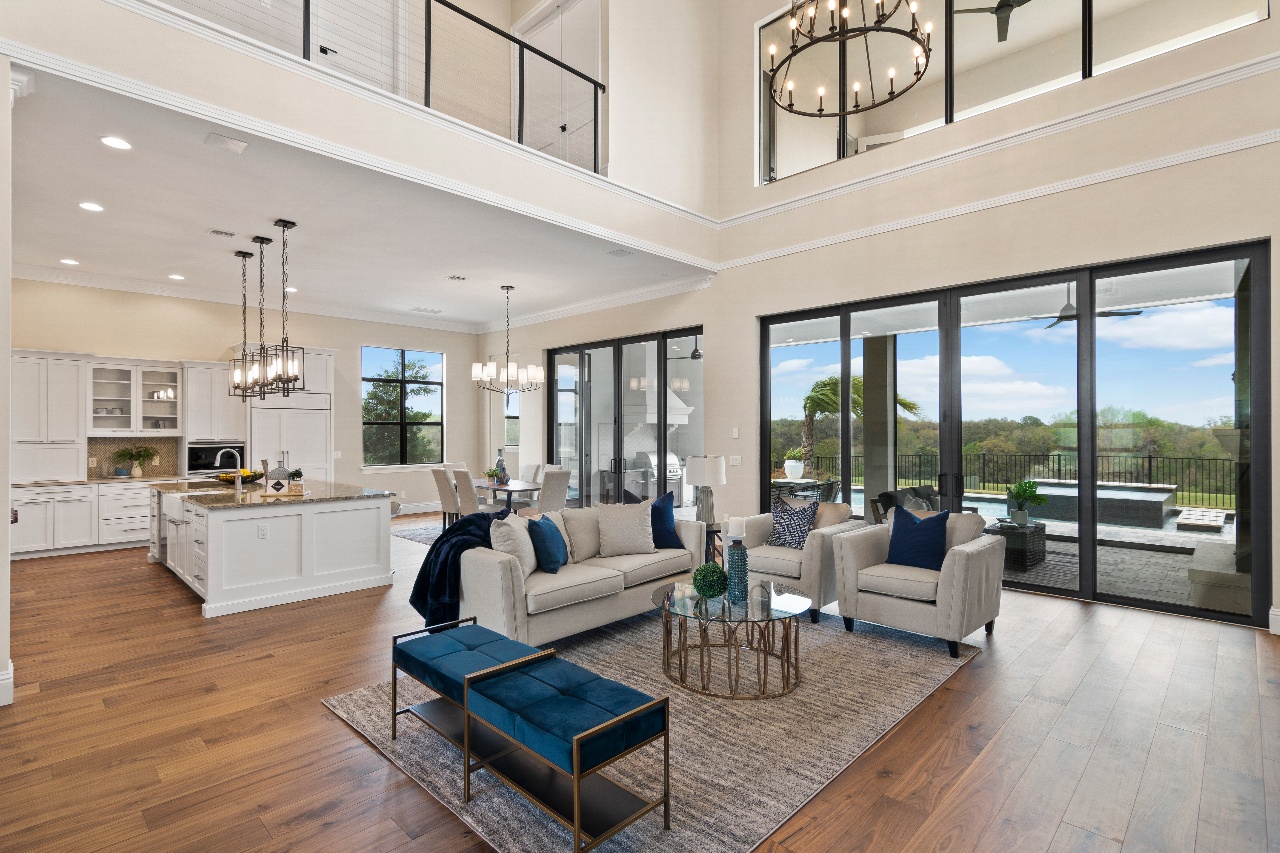Create Bold Contracts for a Modern Luxury Home Style - Bella Collina