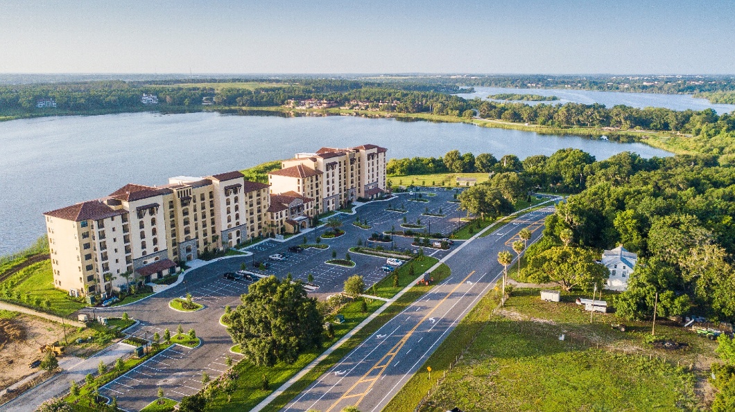 Understanding the Allure: Why So Many Relocate to Florida