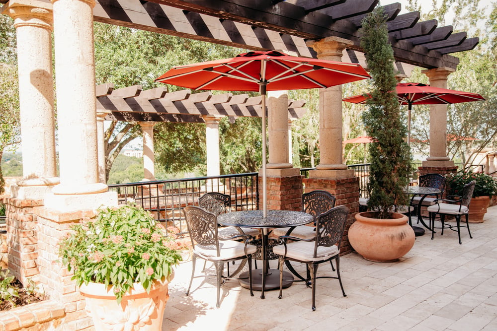 Bella Collina Clubhouse Restaurant Patio-1