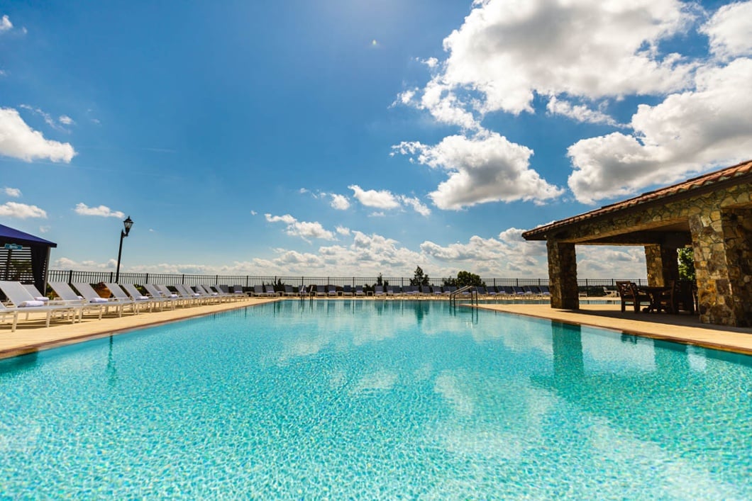 La Piscina pool at Bella Collina