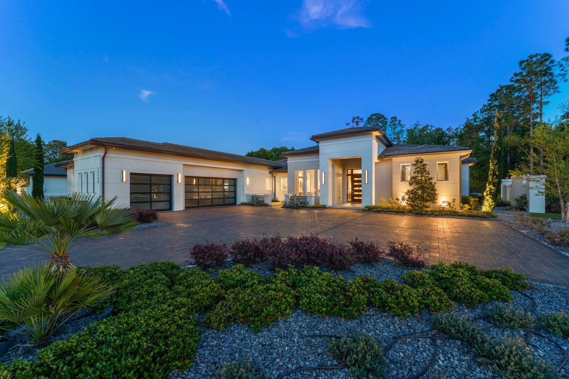 15500 PENDIO DR