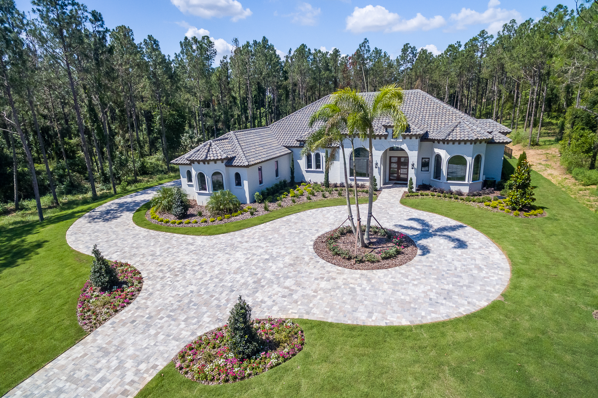 15606 Pendio Dr